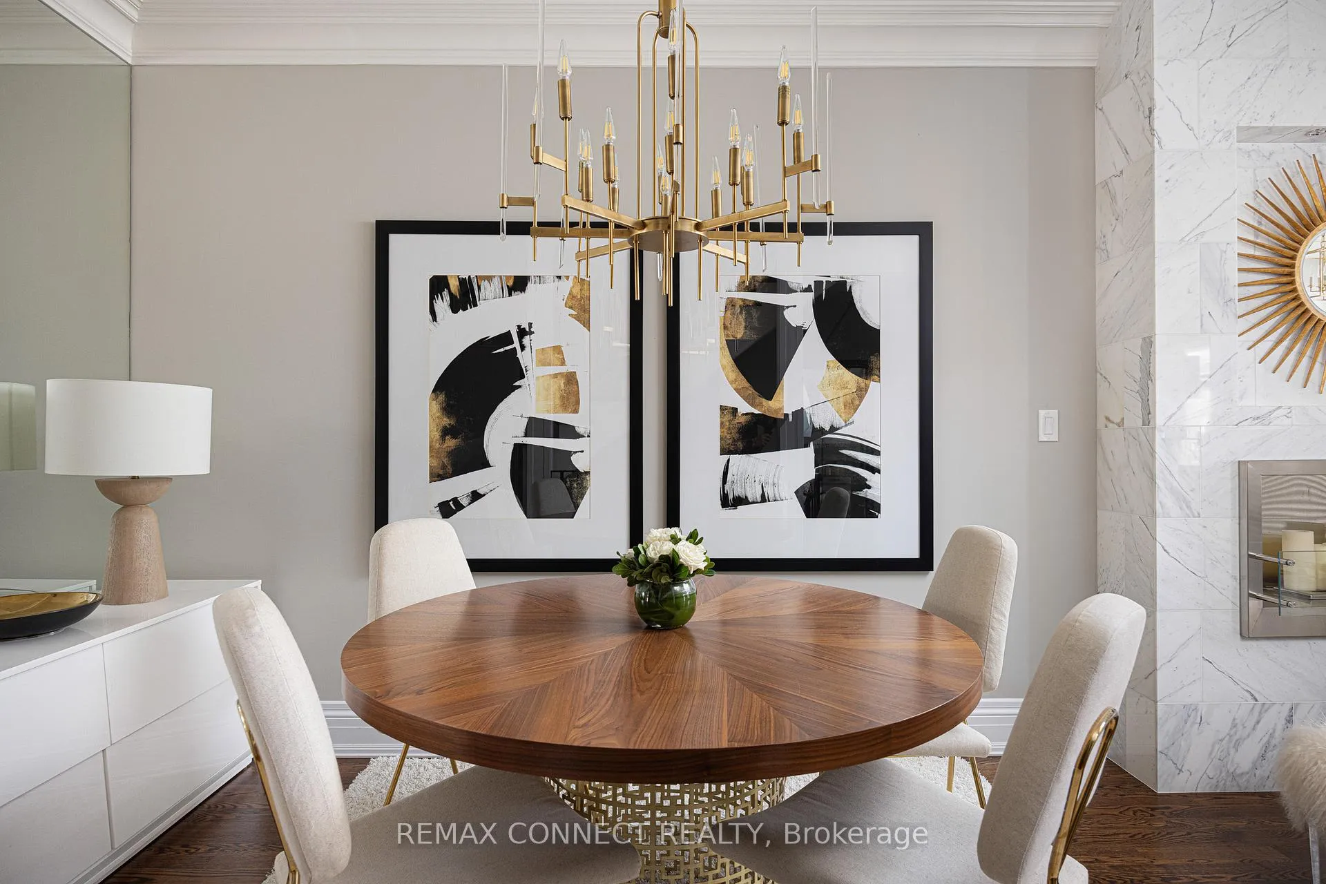 Photo 12 of 374 Lippincott Street, Toronto, University — HOMEH