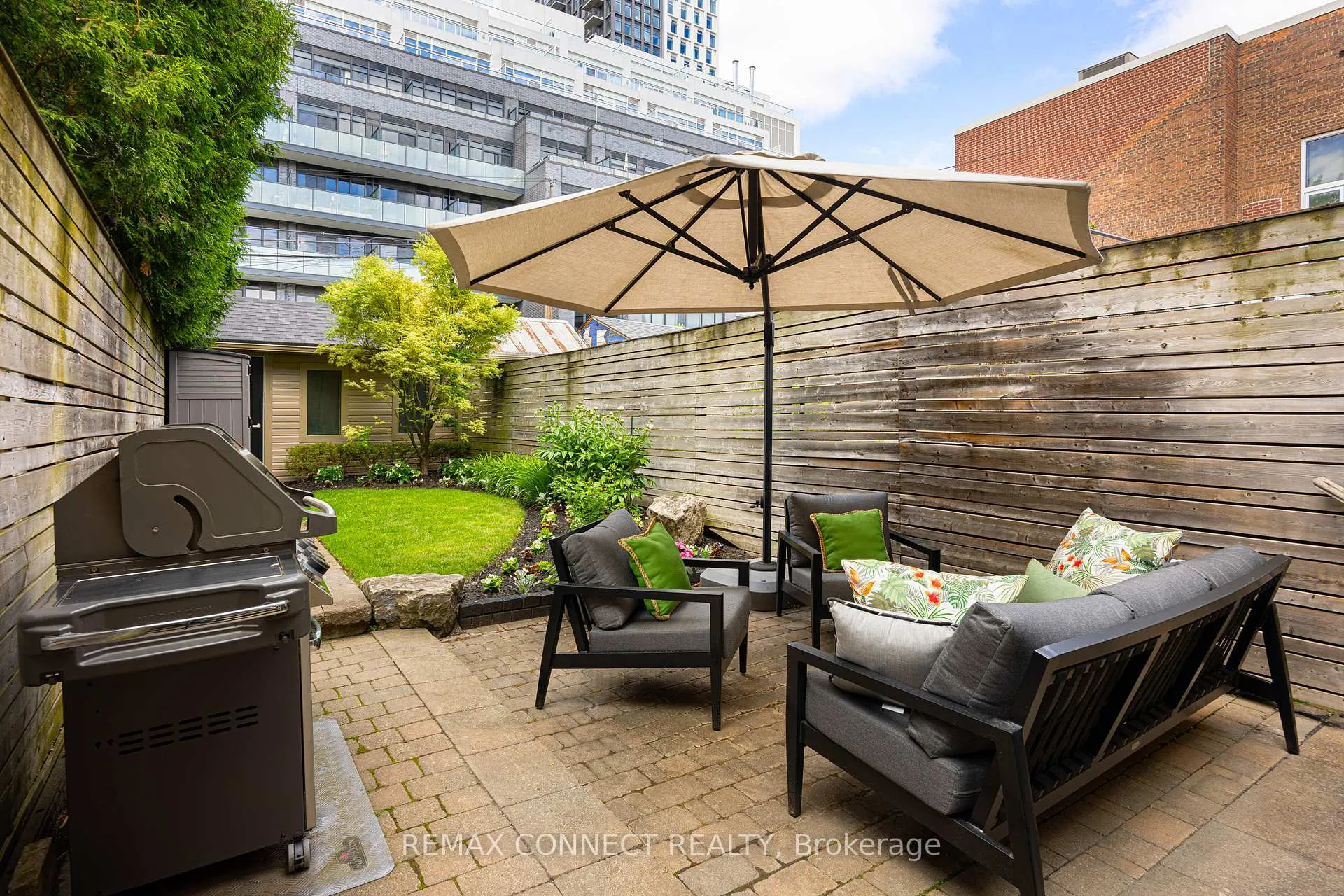 Photo 44 of 374 Lippincott Street, Toronto, University — HOMEH