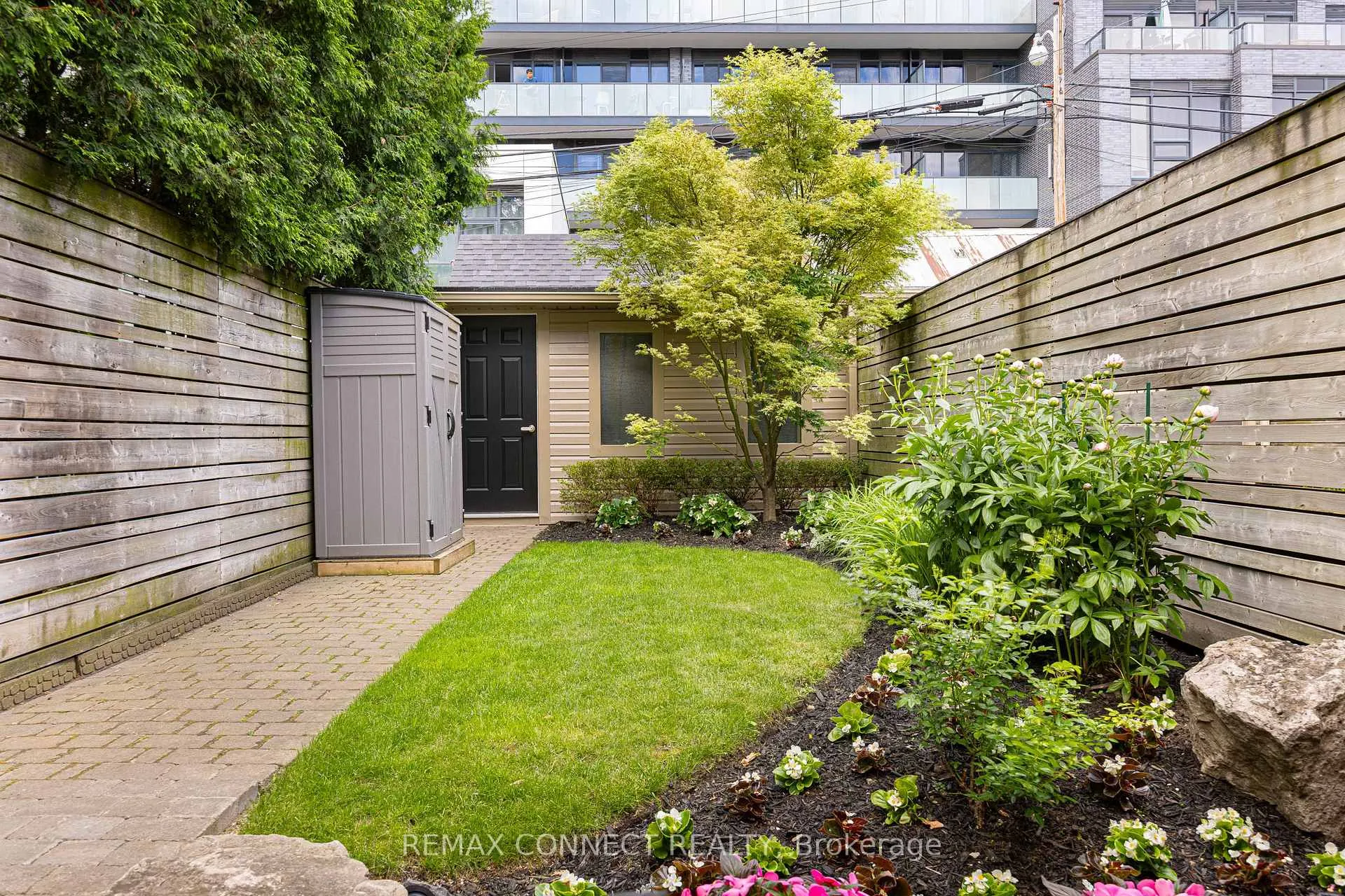 Photo 46 of 374 Lippincott Street, Toronto, University — HOMEH