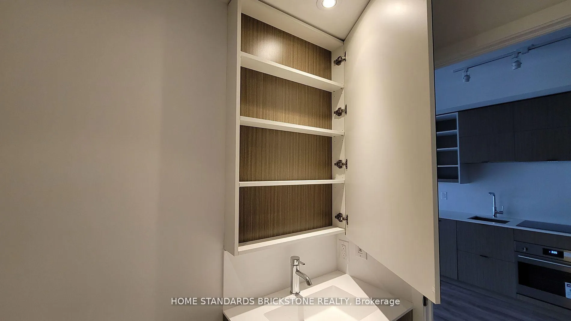Photo 6 of Unit 1304, 20 Edward Street, Toronto, Bay Street Corridor — HOMEH