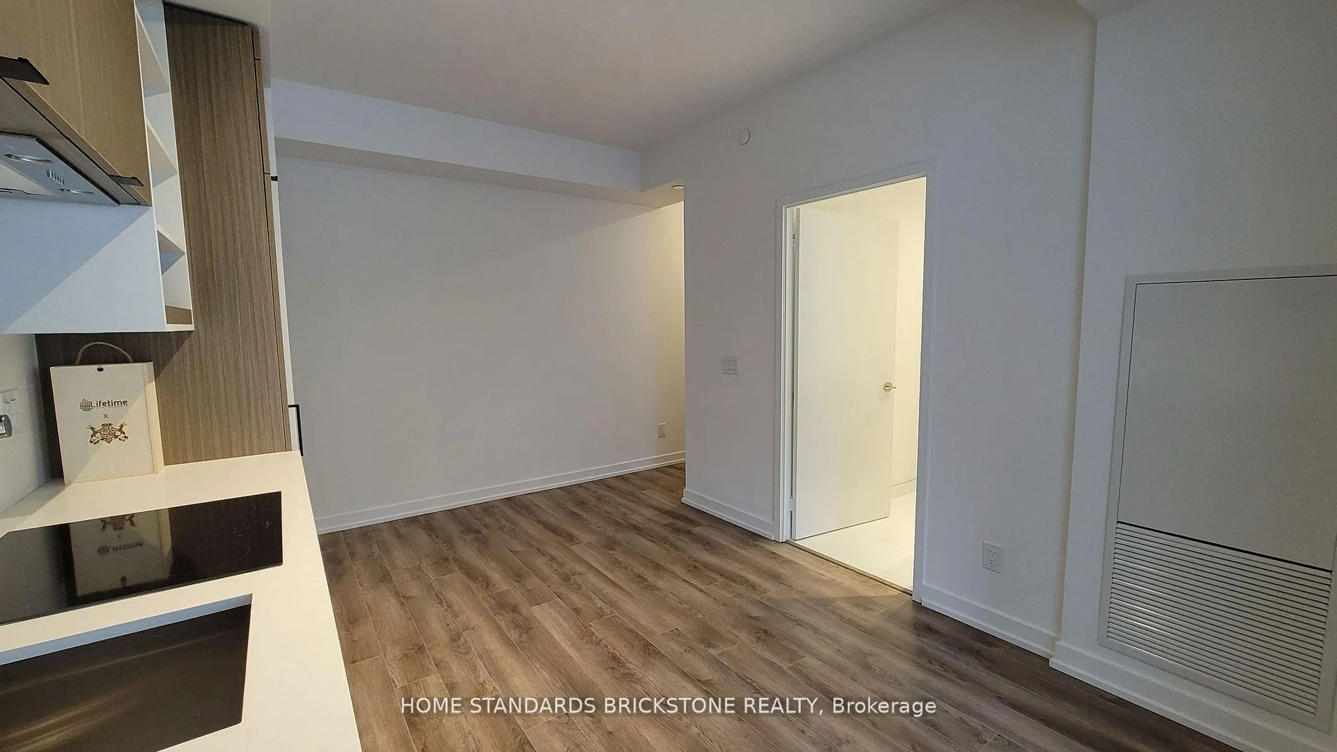 Photo 8 of Unit 1304, 20 Edward Street, Toronto, Bay Street Corridor — HOMEH