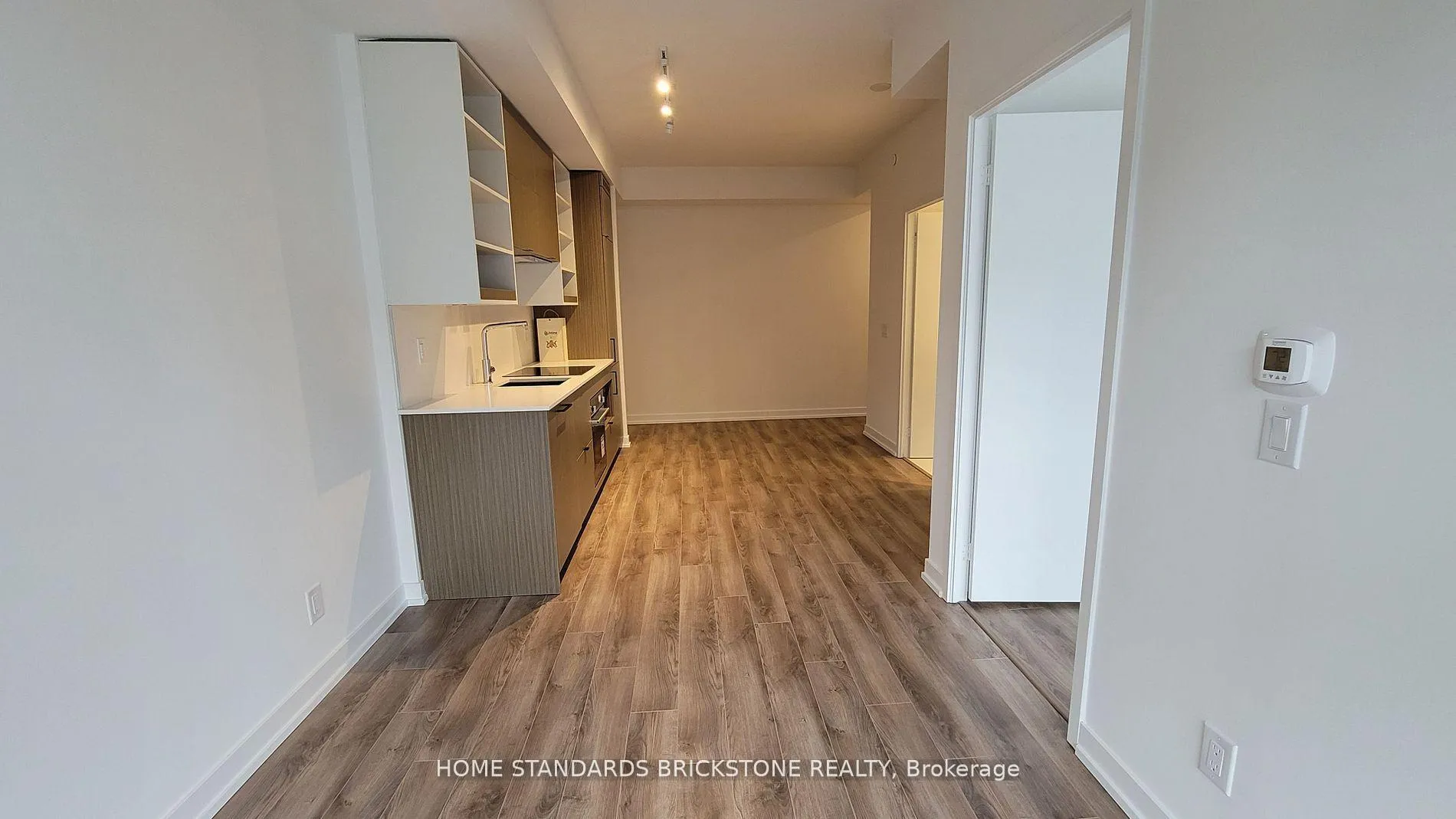 Photo 9 of Unit 1304, 20 Edward Street, Toronto, Bay Street Corridor — HOMEH