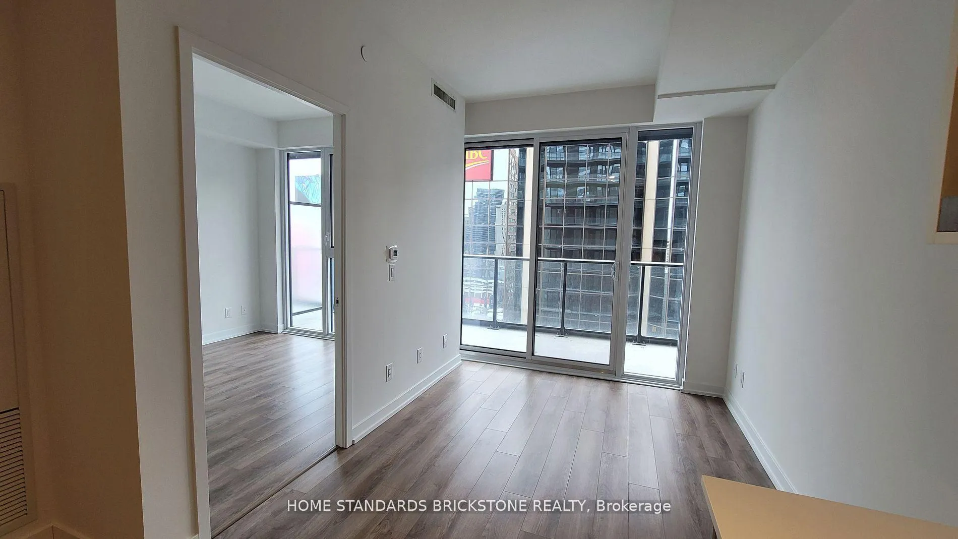 Photo 10 of Unit 1304, 20 Edward Street, Toronto, Bay Street Corridor — HOMEH