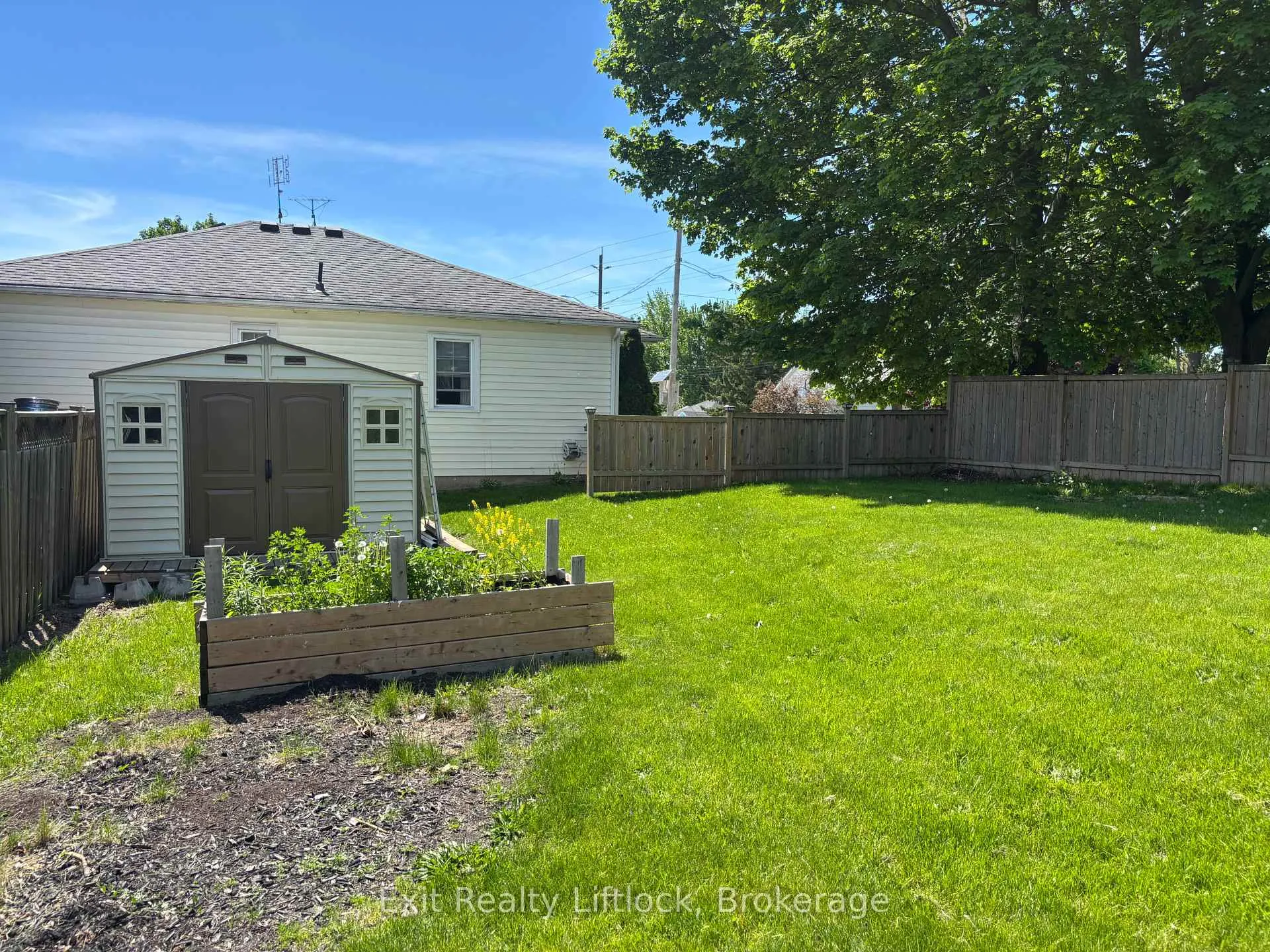 Photo 10 of 43 Toronto Road, Port Hope — HOMEH