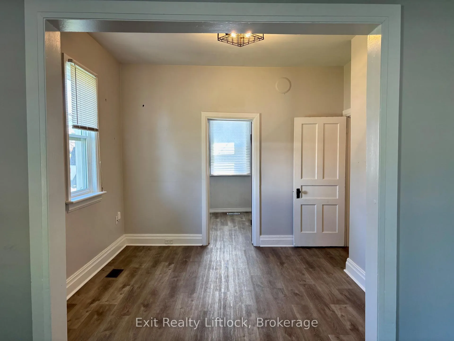 Photo 23 of 43 Toronto Road, Port Hope — HOMEH