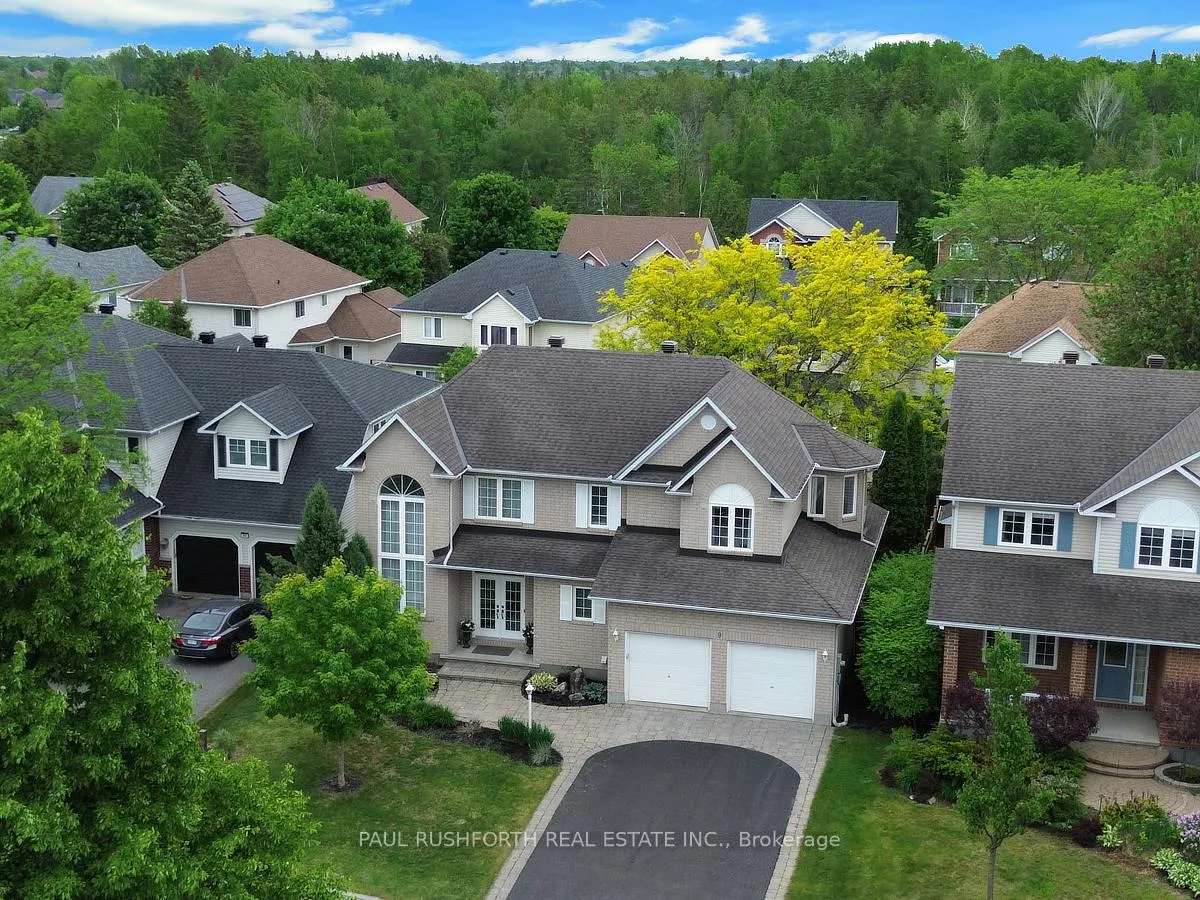 Photo 3 of 9 Coachman Crescent, Ottawa, Stittsville (Central) — HOMEH