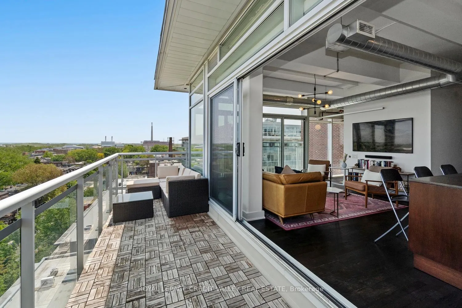 Photo 18 of Unit 816, 233 Carlaw Avenue, Toronto, South Riverdale — HOMEH