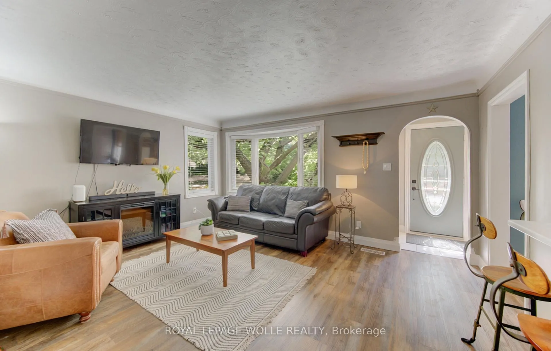 Photo 7 of 72 Pleasant Avenue, Kitchener — HOMEH
