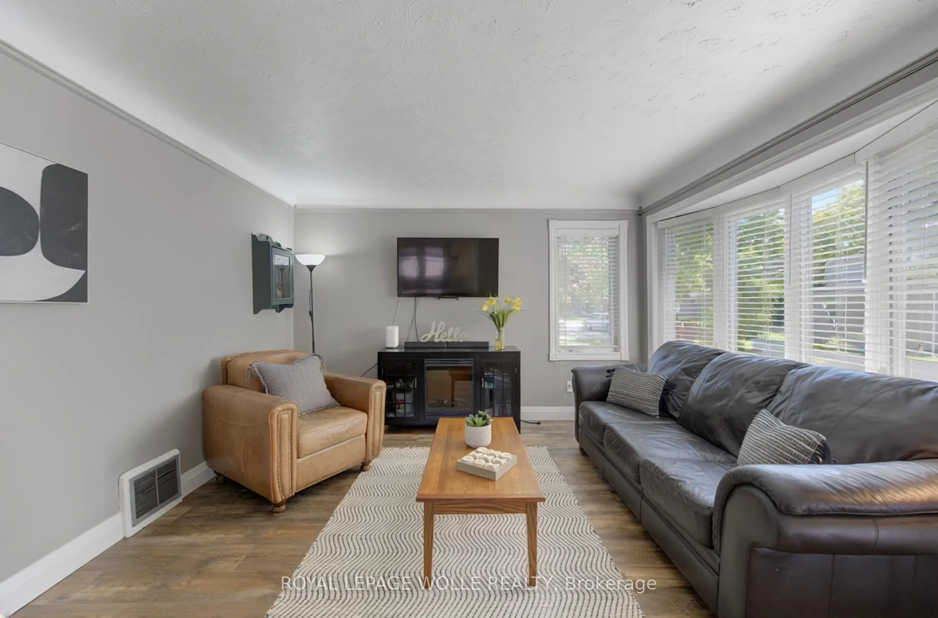 Photo 8 of 72 Pleasant Avenue, Kitchener — HOMEH