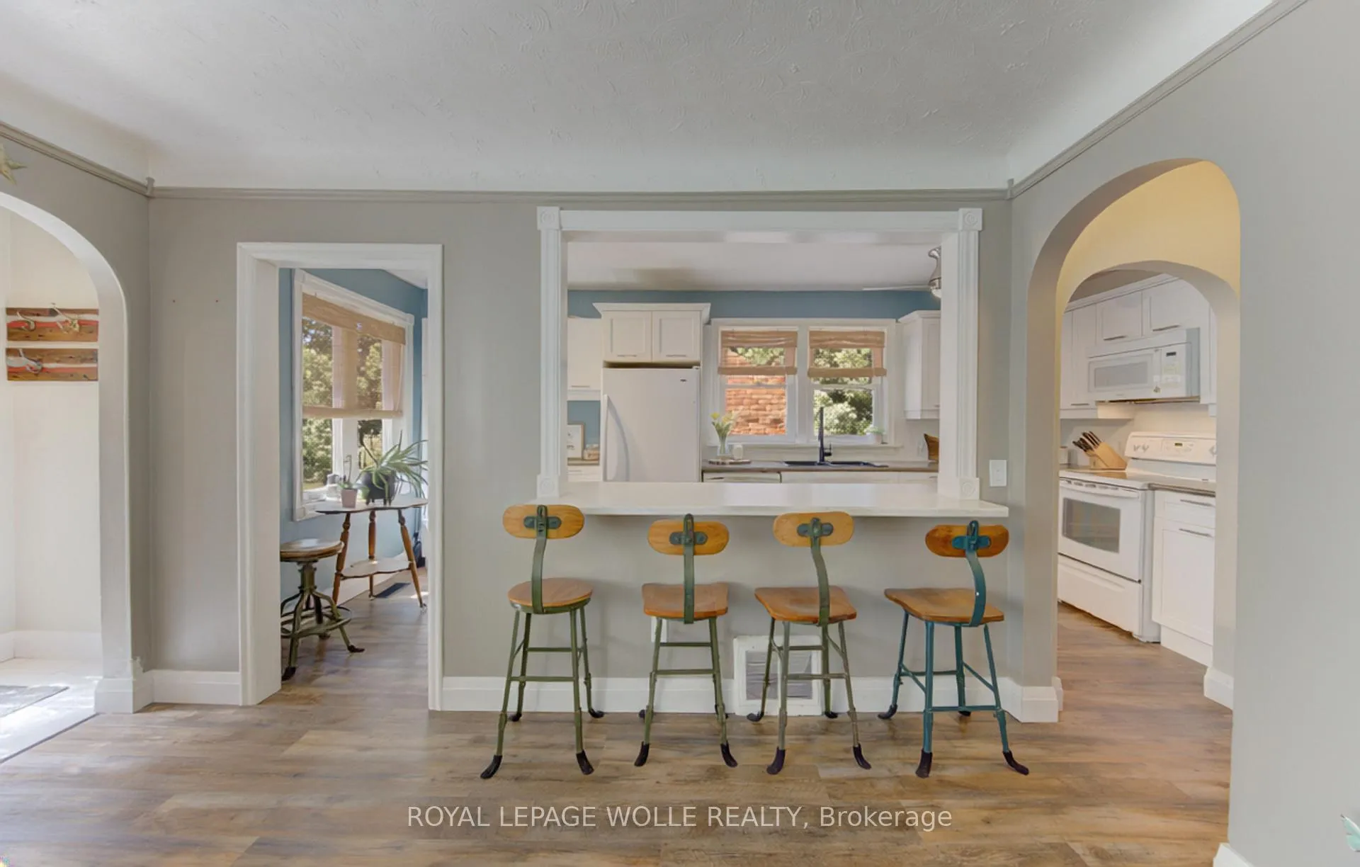 Photo 10 of 72 Pleasant Avenue, Kitchener — HOMEH
