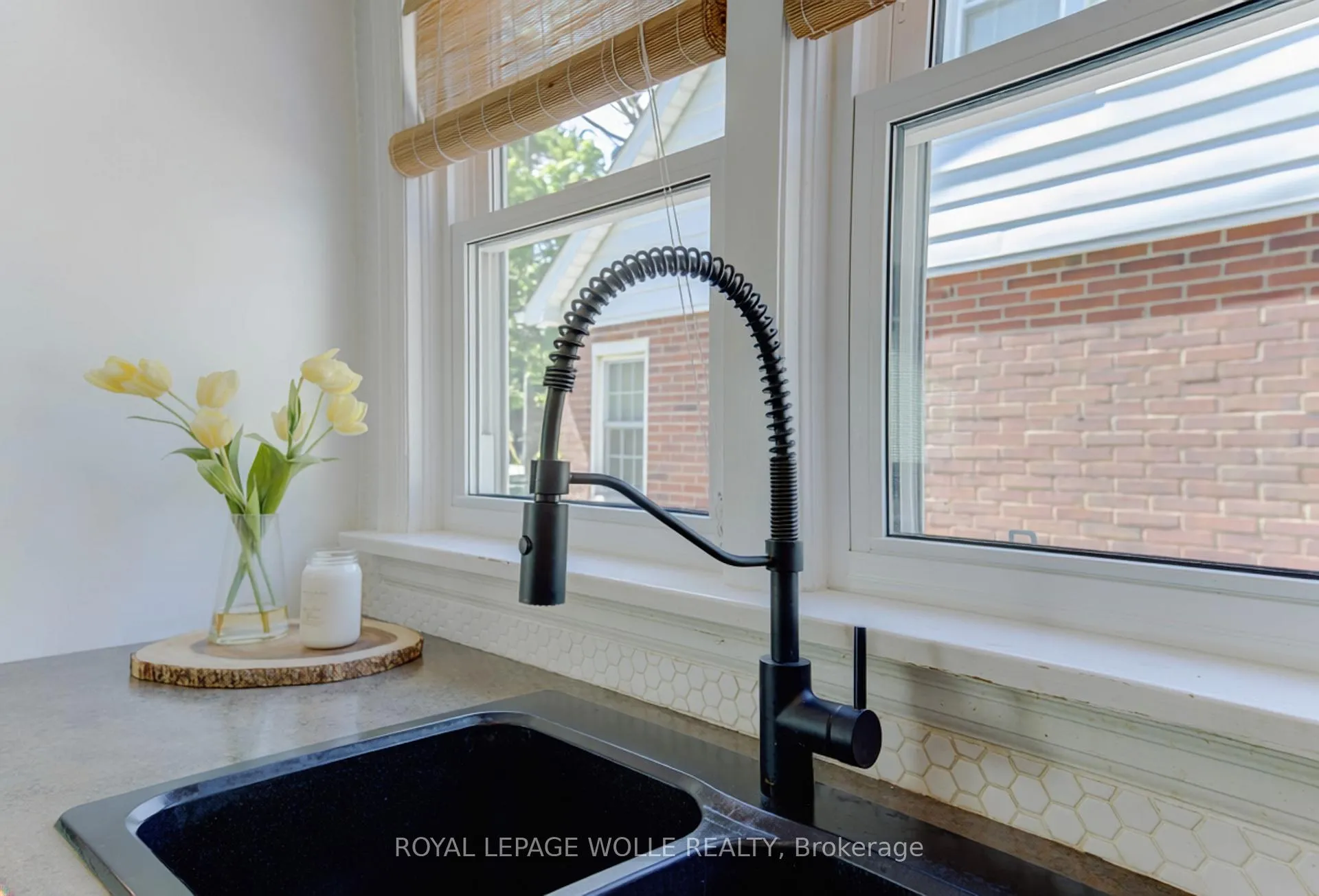 Photo 15 of 72 Pleasant Avenue, Kitchener — HOMEH