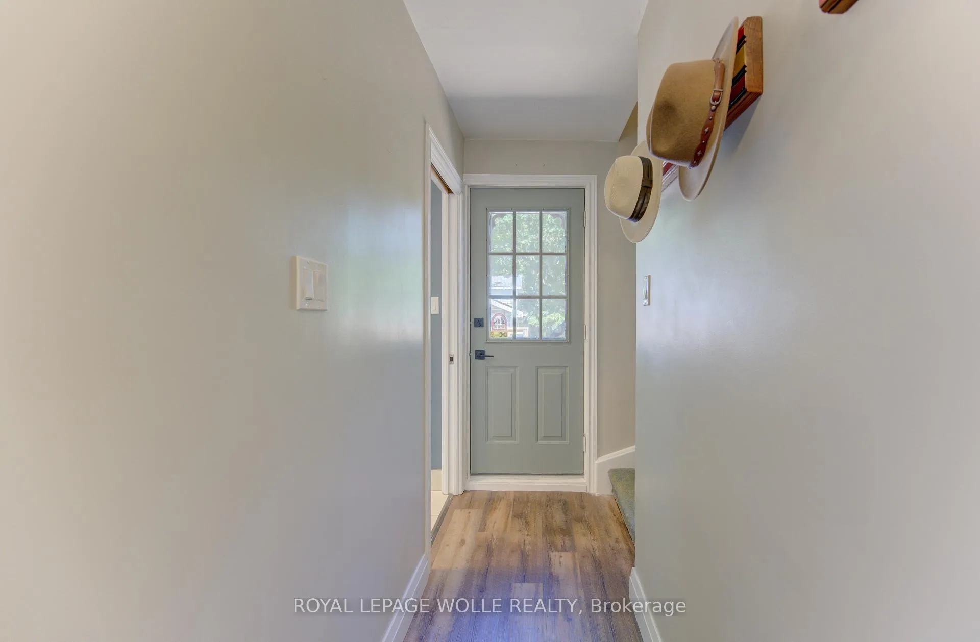 Photo 20 of 72 Pleasant Avenue, Kitchener — HOMEH