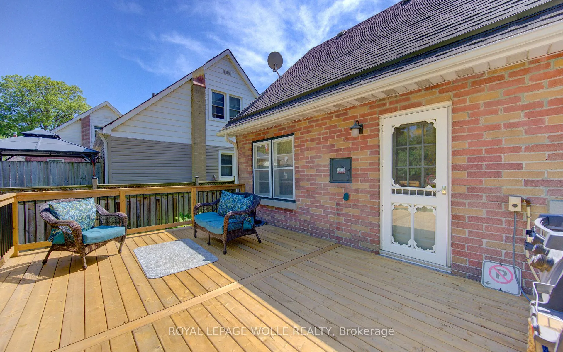 Photo 35 of 72 Pleasant Avenue, Kitchener — HOMEH