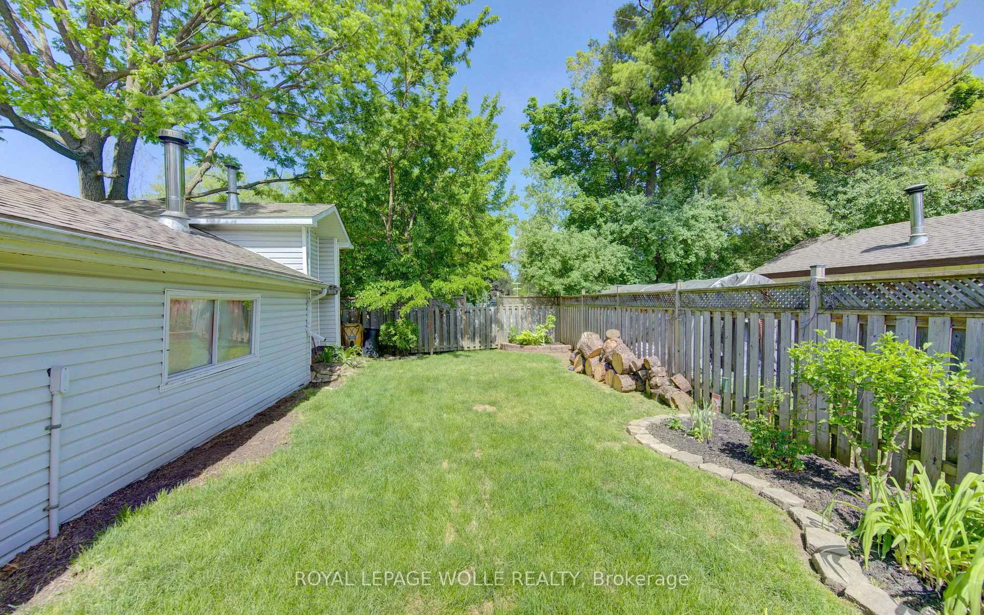 Photo 39 of 72 Pleasant Avenue, Kitchener — HOMEH