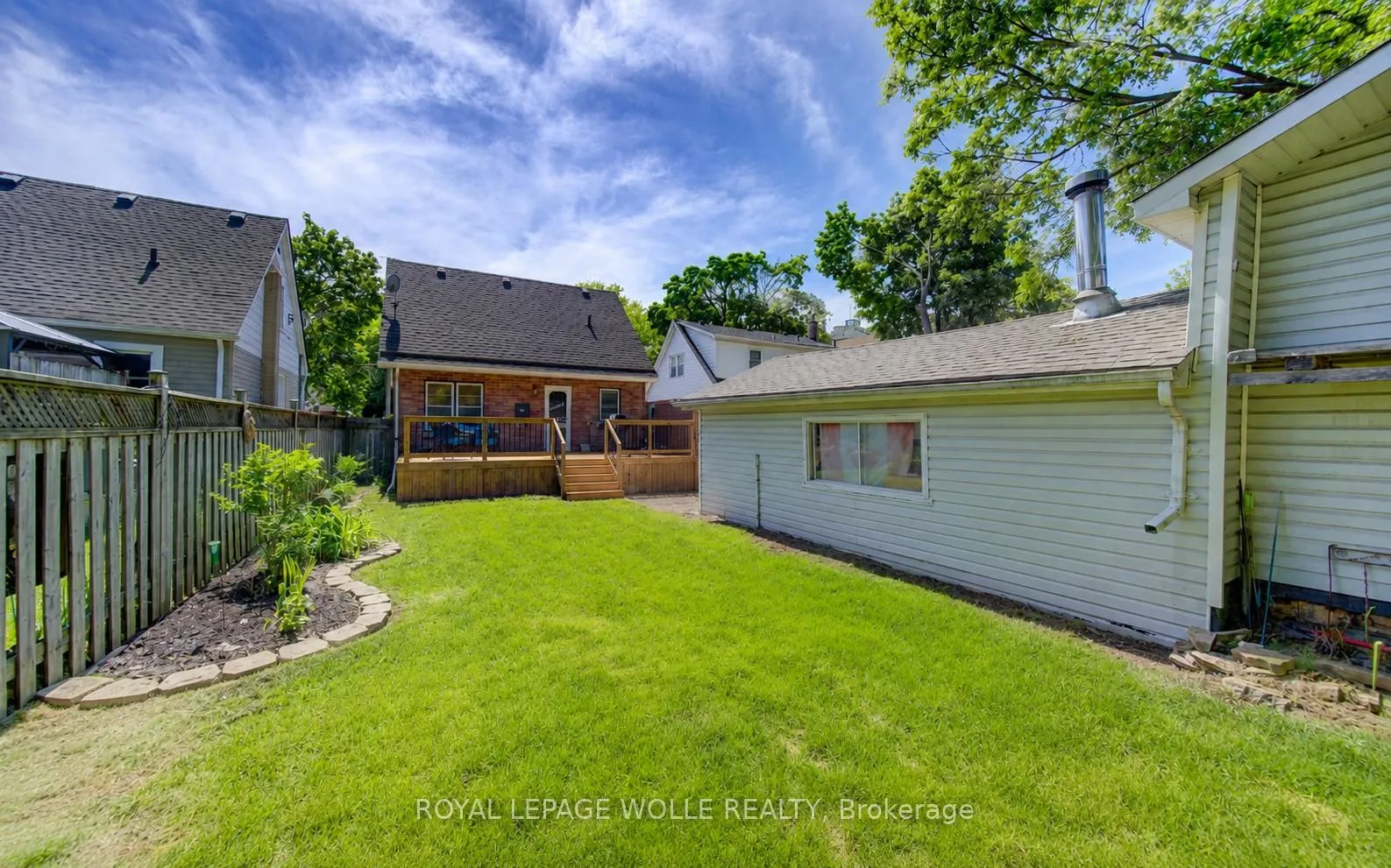 Photo 41 of 72 Pleasant Avenue, Kitchener — HOMEH