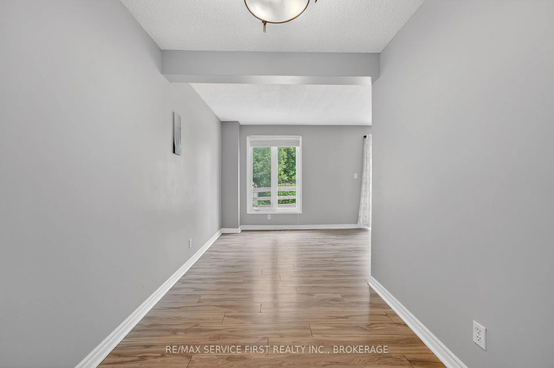 Photo 11 of 877 Muirfield Crescent, Kingston, East Gardiners Rd — HOMEH