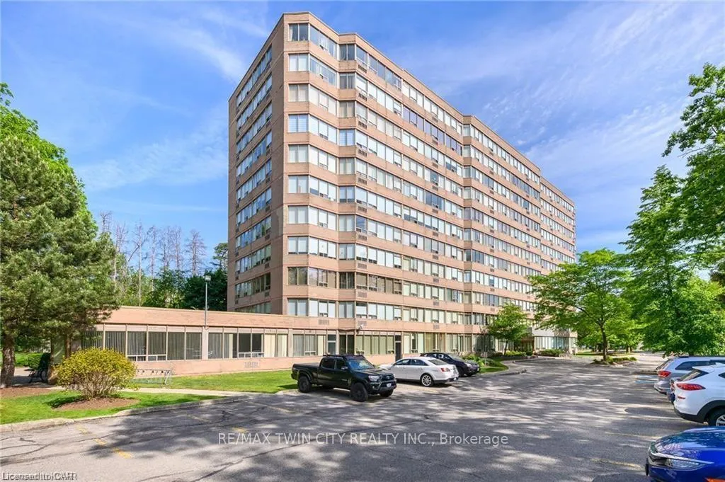 Photo 1 of Unit 609, 3227 King Street E, Kitchener, Chicopee/Freeport — HOMEH