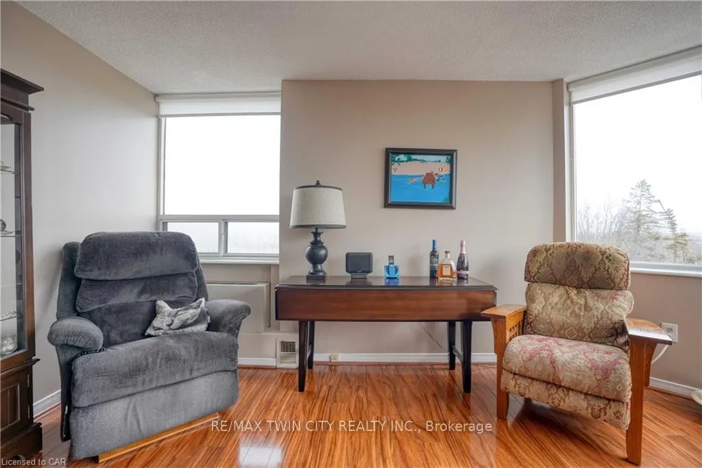 Photo 15 of Unit 609, 3227 King Street E, Kitchener, Chicopee/Freeport — HOMEH
