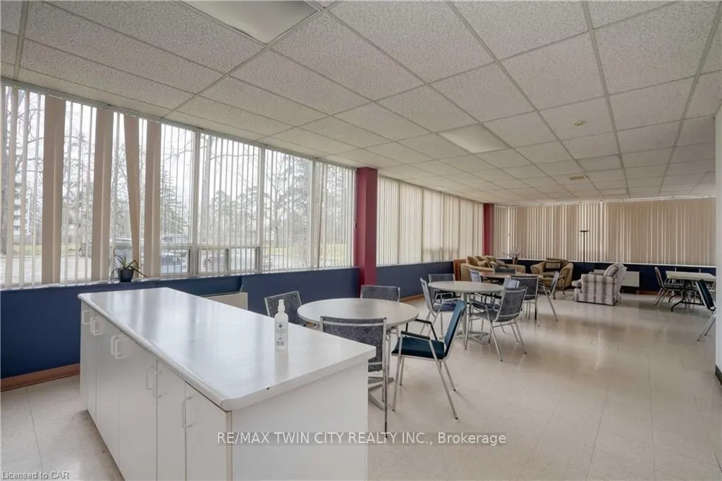 Photo 23 of Unit 609, 3227 King Street E, Kitchener, Chicopee/Freeport — HOMEH