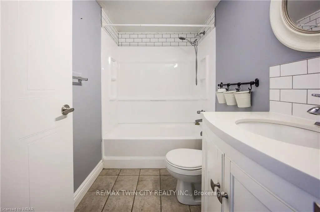 Photo 17 of Unit 503, 3227 King Street E, Kitchener, Chicopee/Freeport — HOMEH