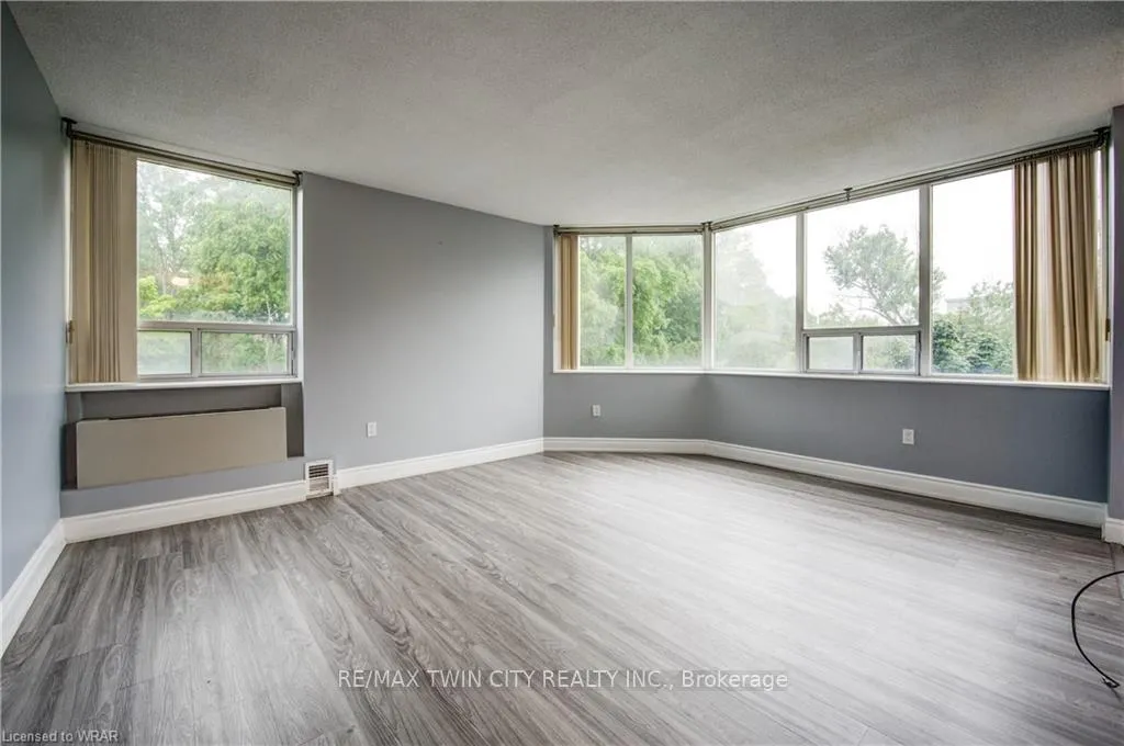 Photo 22 of Unit 503, 3227 King Street E, Kitchener, Chicopee/Freeport — HOMEH