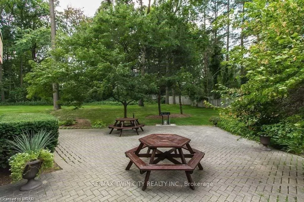 Photo 33 of Unit 503, 3227 King Street E, Kitchener, Chicopee/Freeport — HOMEH