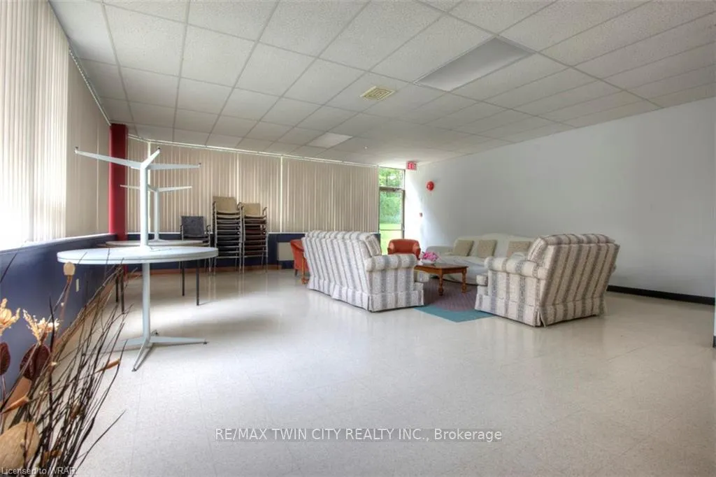 Photo 37 of Unit 503, 3227 King Street E, Kitchener, Chicopee/Freeport — HOMEH