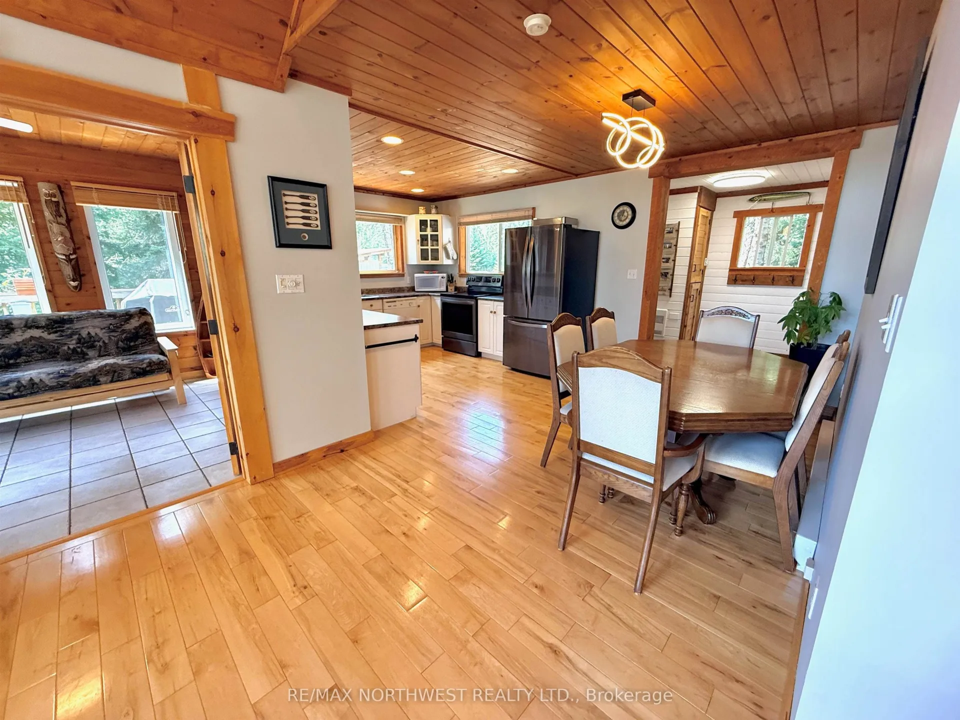 Photo 11 of 357 Schnarr Lake Road, Kenora, Kenora Northeast — HOMEH