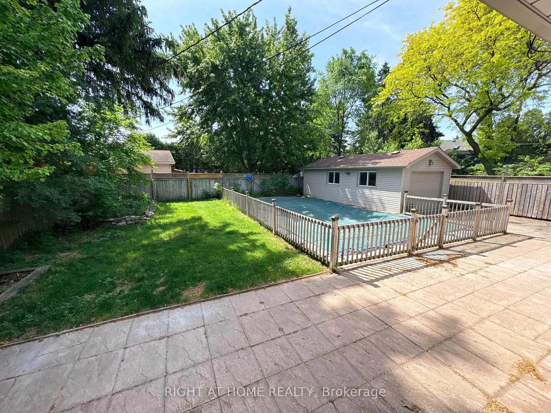 Photo 6 of 4382 New Street, Burlington, Shoreacres — HOMEH