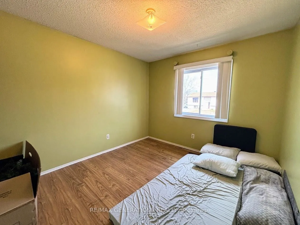 Photo 14 of 33 Radisson Crescent, Marathon — HOMEH