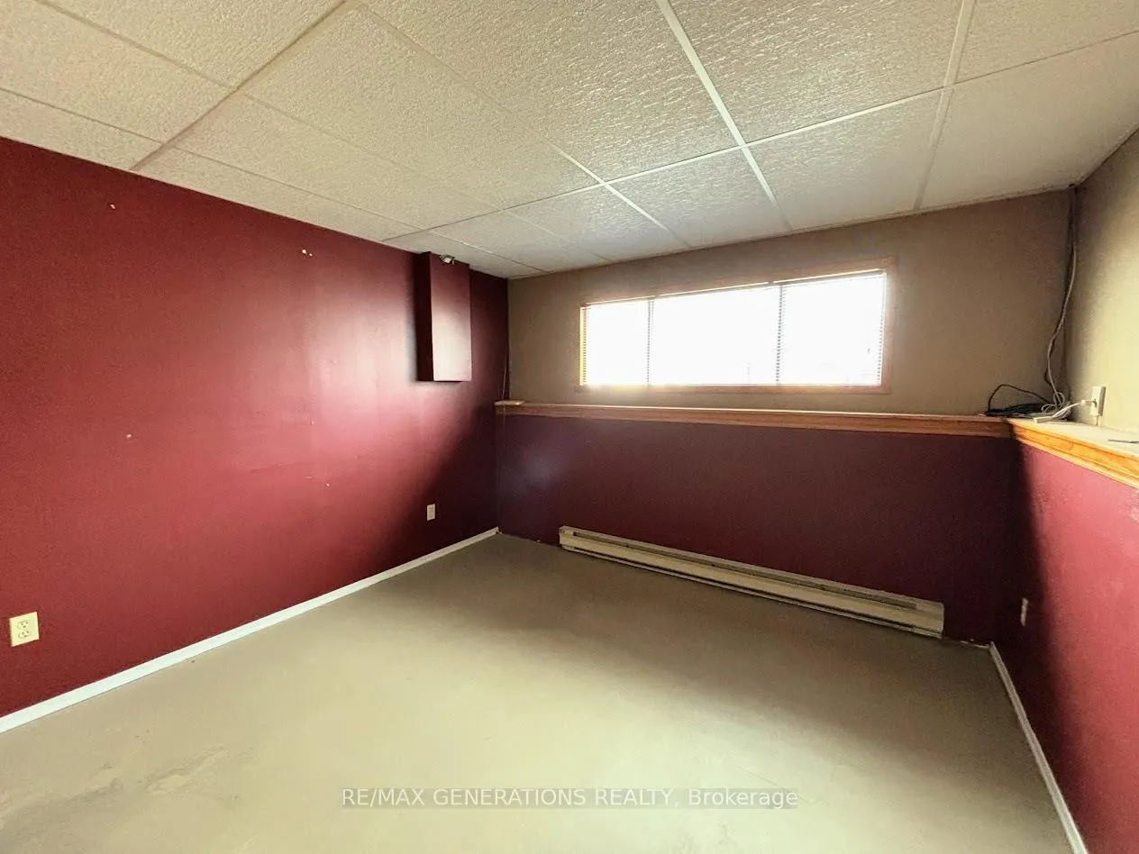 Photo 21 of 33 Radisson Crescent, Marathon — HOMEH