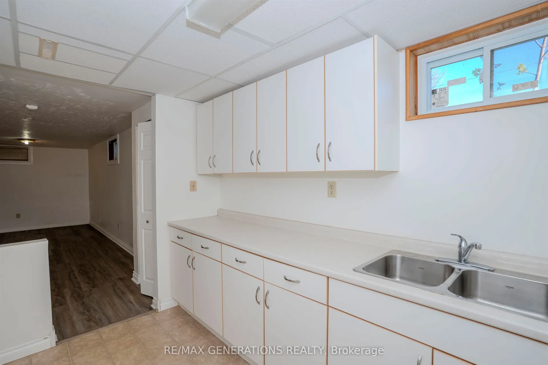 Photo 25 of 232 Kensington Drive, Thunder Bay, Northwood Park — HOMEH