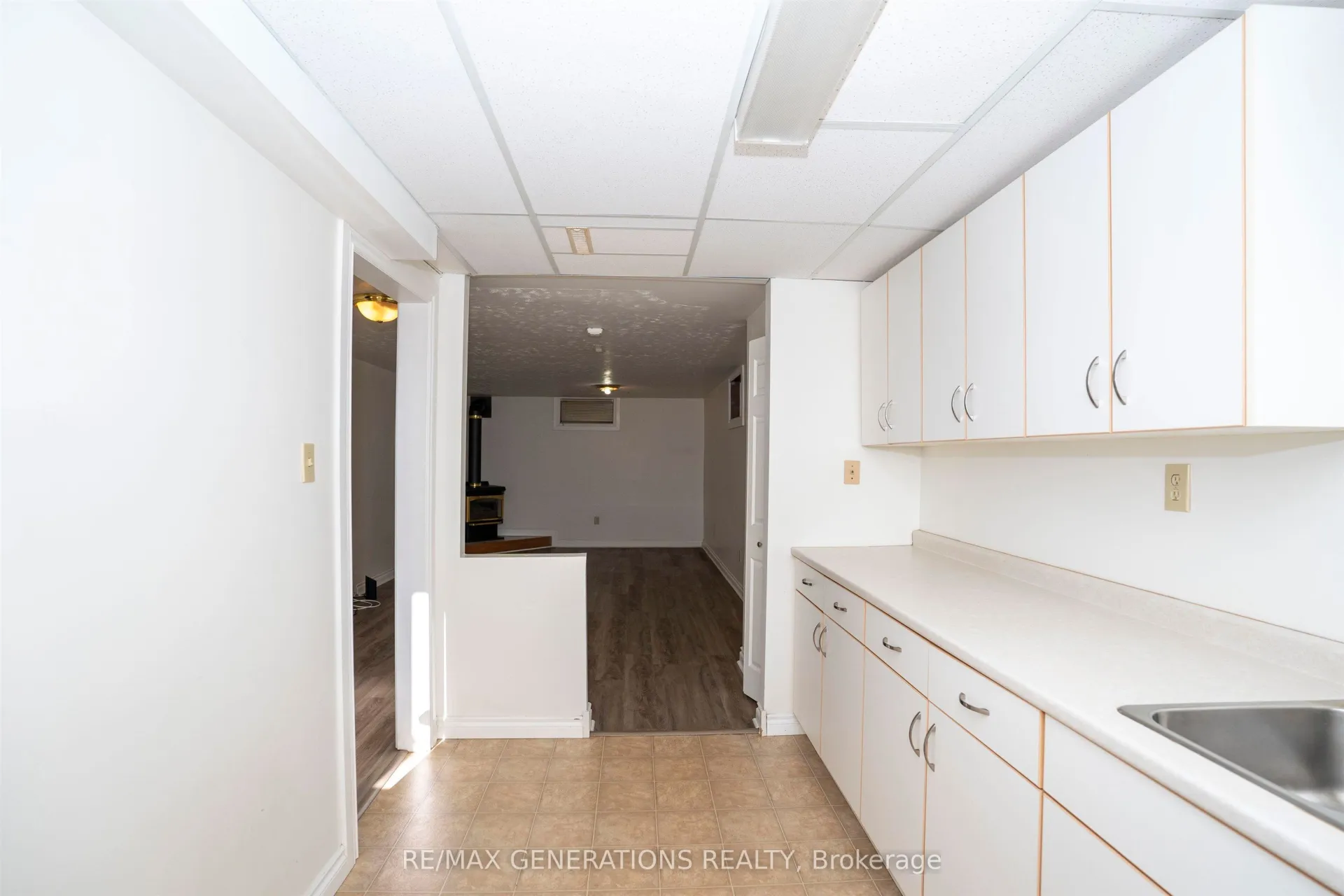 Photo 26 of 232 Kensington Drive, Thunder Bay, Northwood Park — HOMEH