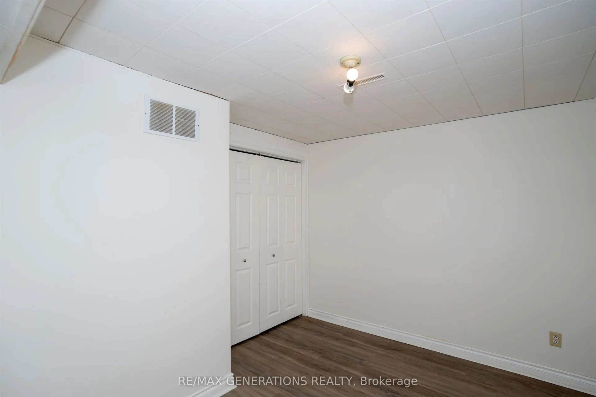 Photo 27 of 232 Kensington Drive, Thunder Bay, Northwood Park — HOMEH