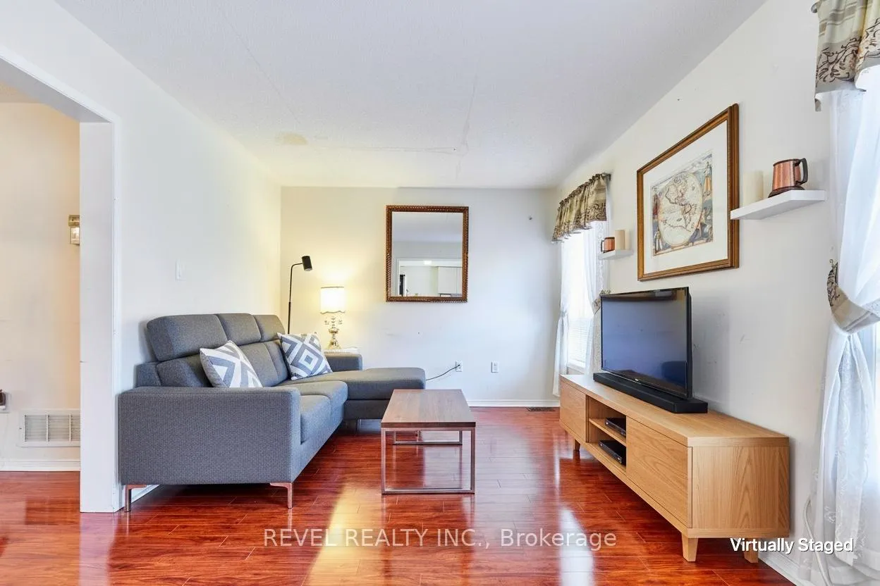 Photo 6 of 59 Moynahan Crescent, Ajax, South East — HOMEH
