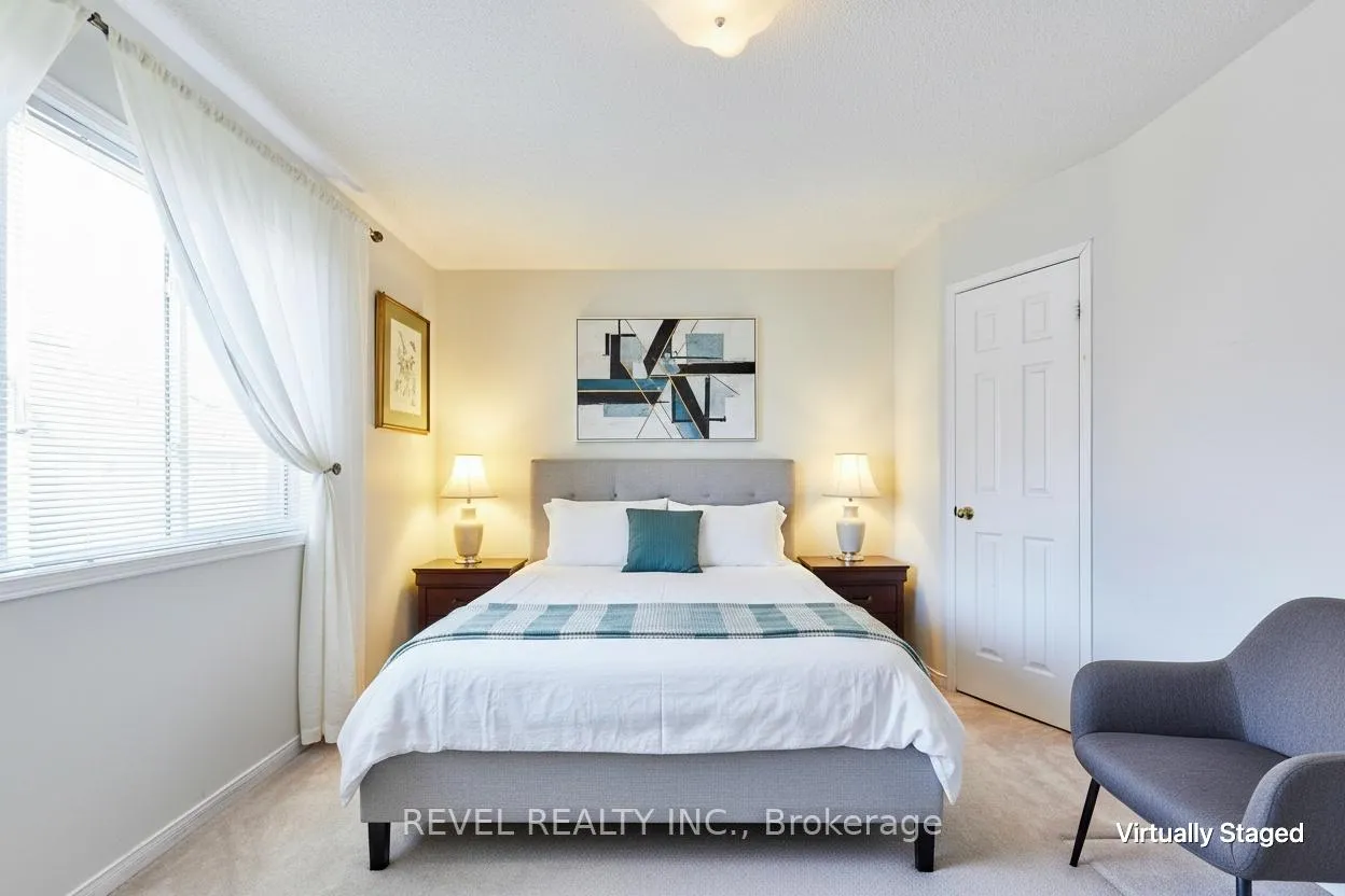 Photo 7 of 59 Moynahan Crescent, Ajax, South East — HOMEH