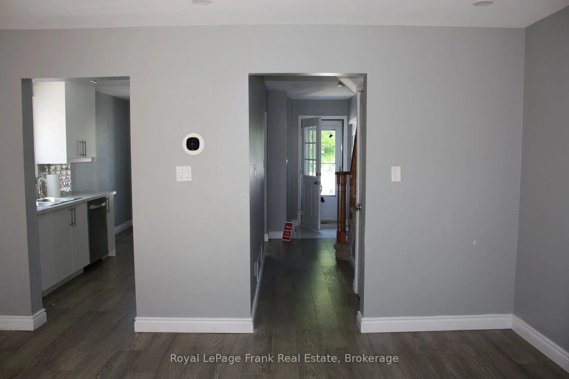 Photo 8 of 857 Attersley Drive, Oshawa, Pinecrest — HOMEH