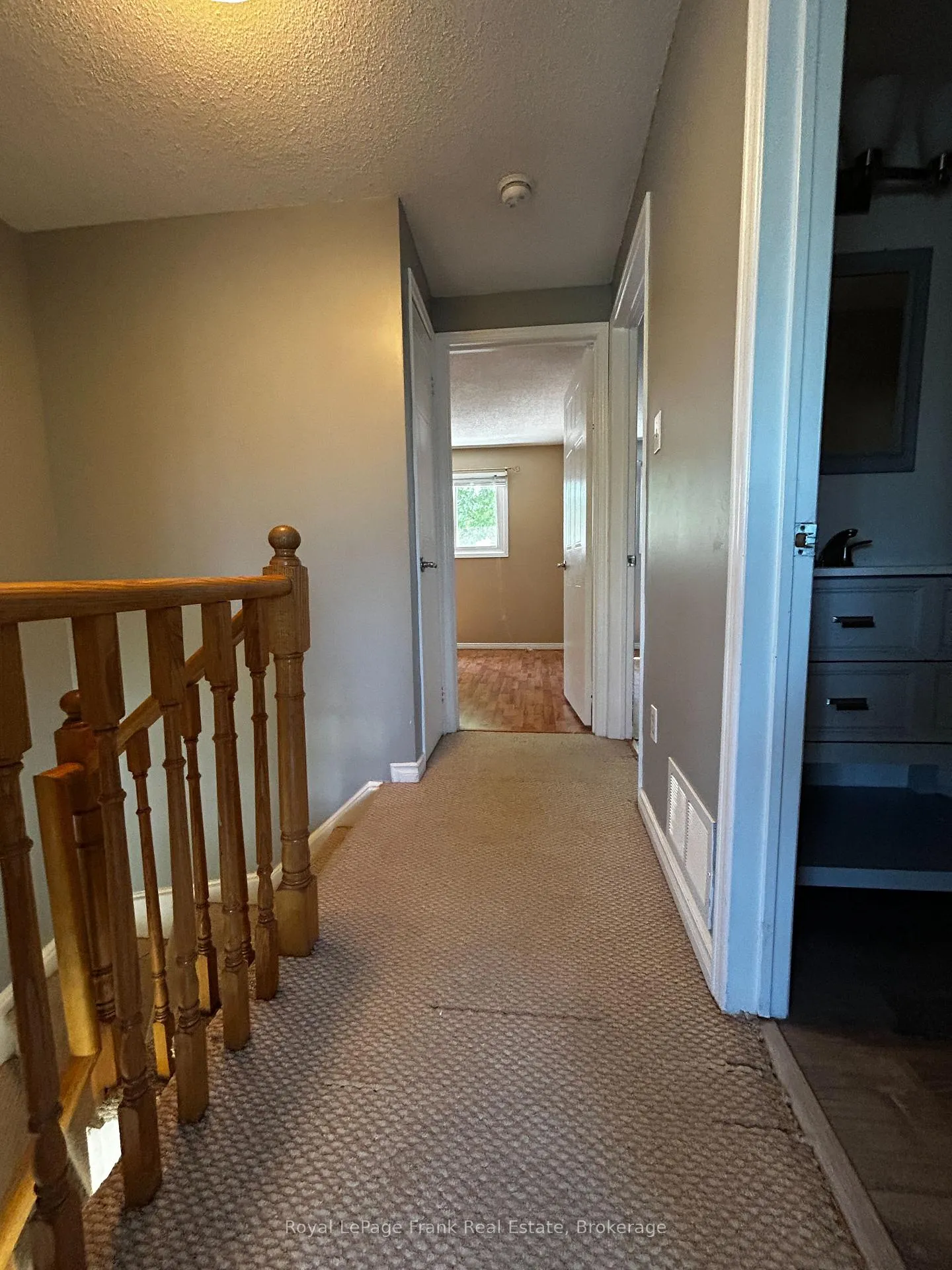 Photo 24 of 857 Attersley Drive, Oshawa, Pinecrest — HOMEH