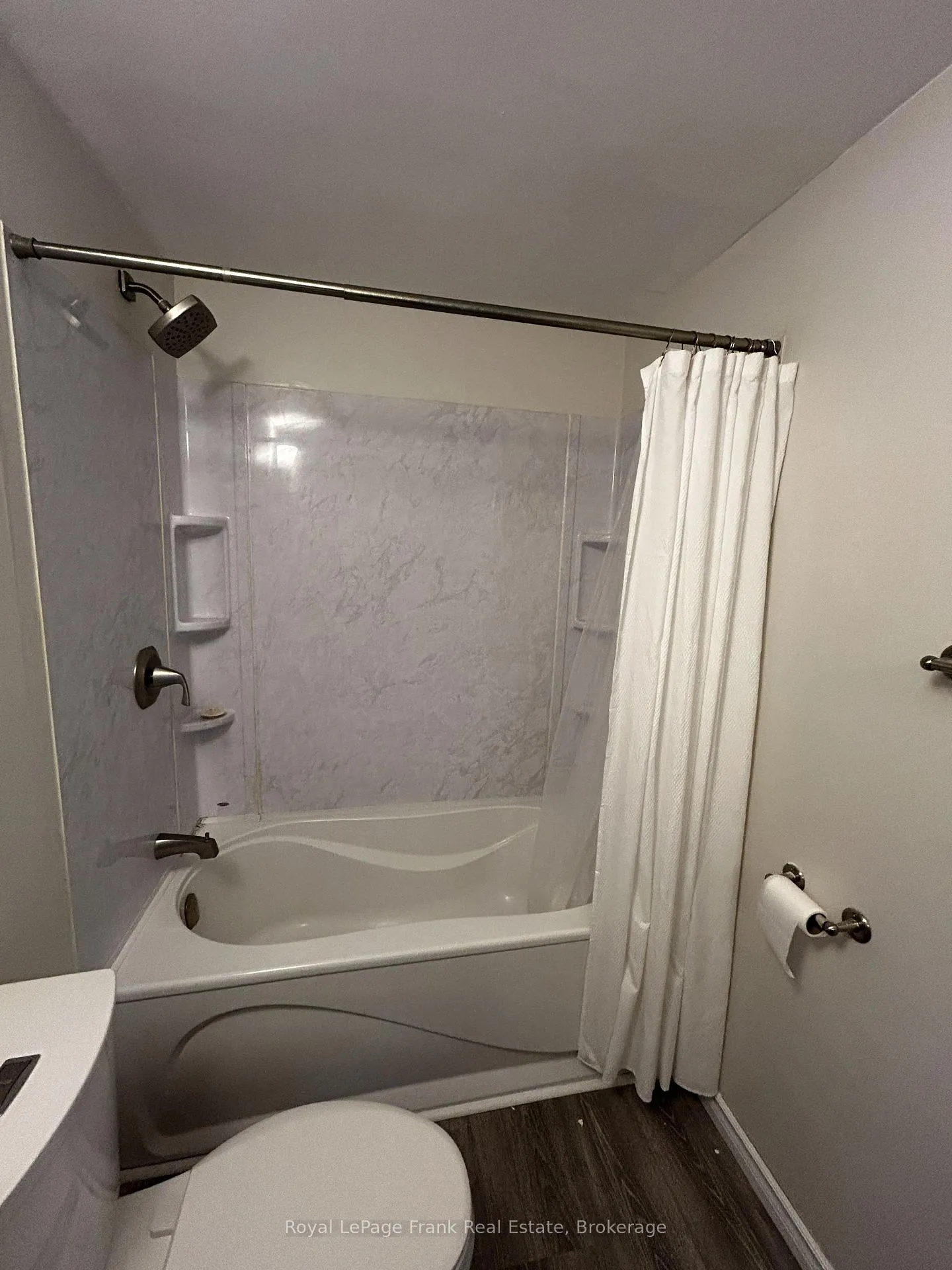Photo 31 of 857 Attersley Drive, Oshawa, Pinecrest — HOMEH