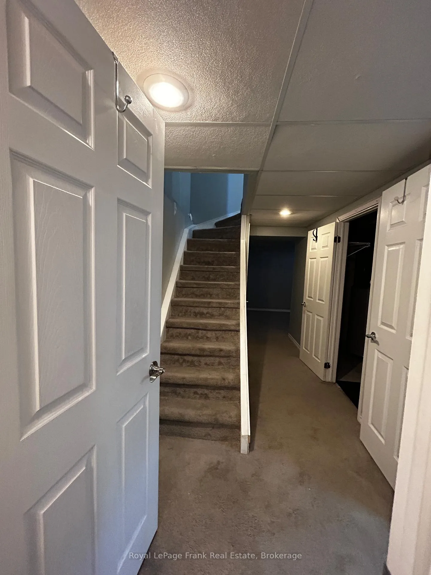 Photo 32 of 857 Attersley Drive, Oshawa, Pinecrest — HOMEH
