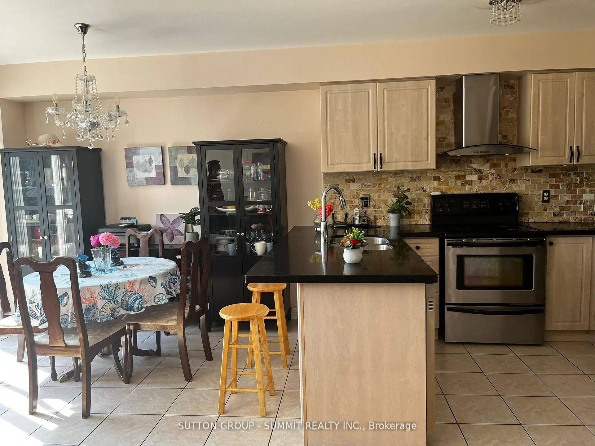 Photo 7 of 6606 Harmony Hill, Mississauga, Meadowvale Village — HOMEH