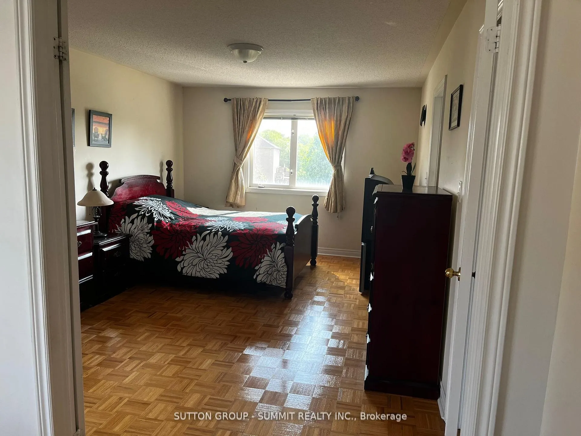 Photo 10 of 6606 Harmony Hill, Mississauga, Meadowvale Village — HOMEH