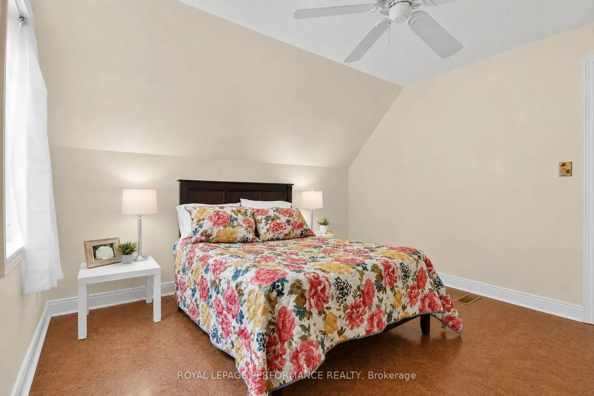 Photo 25 of 18 Harvard Avenue, Ottawa, Old Ottawa South — HOMEH