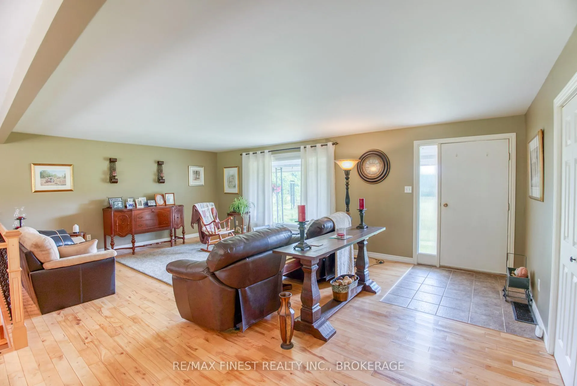 Photo 8 of 1286 Brock Road, Frontenac, Frontenac Centre — HOMEH