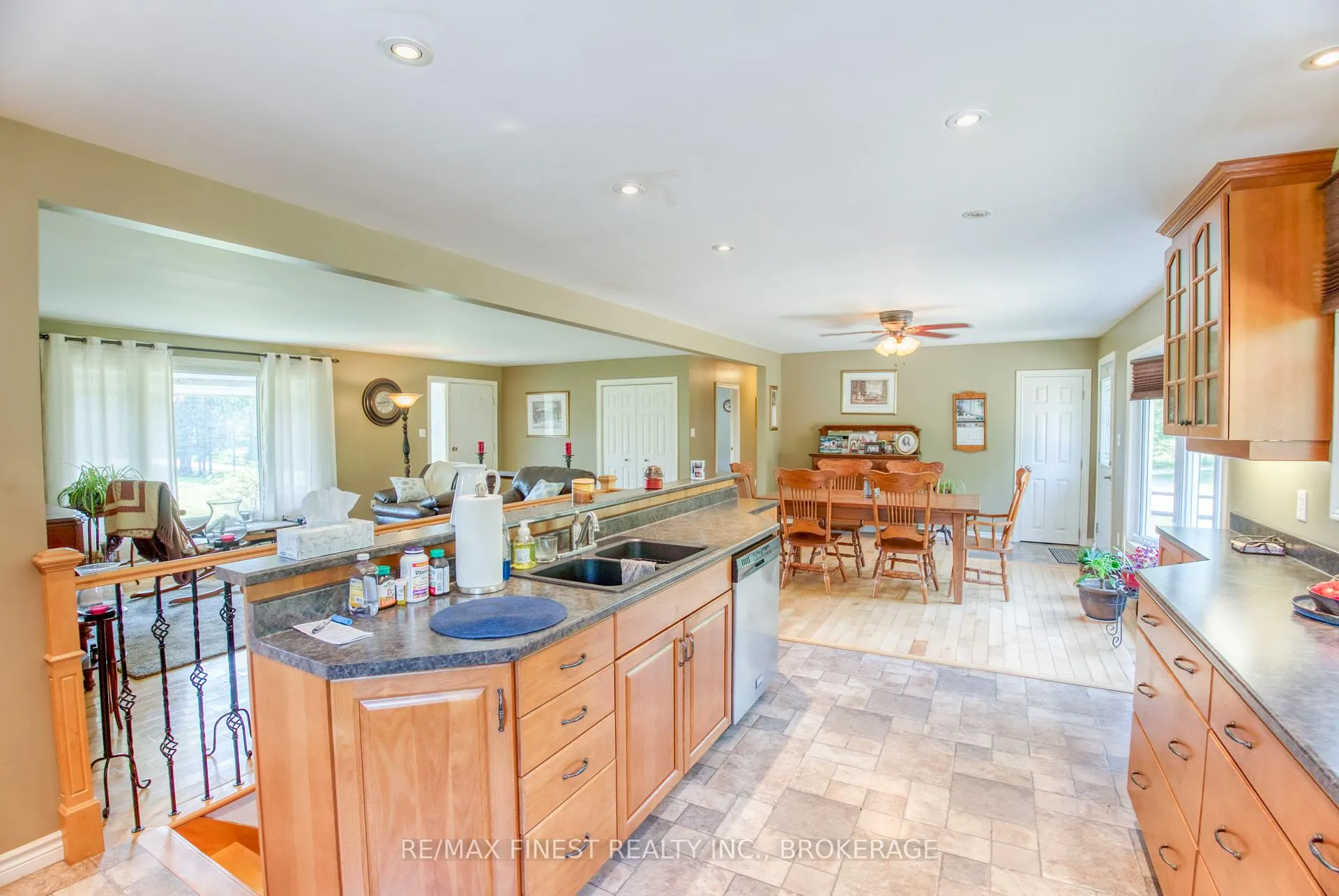 Photo 20 of 1286 Brock Road, Frontenac, Frontenac Centre — HOMEH
