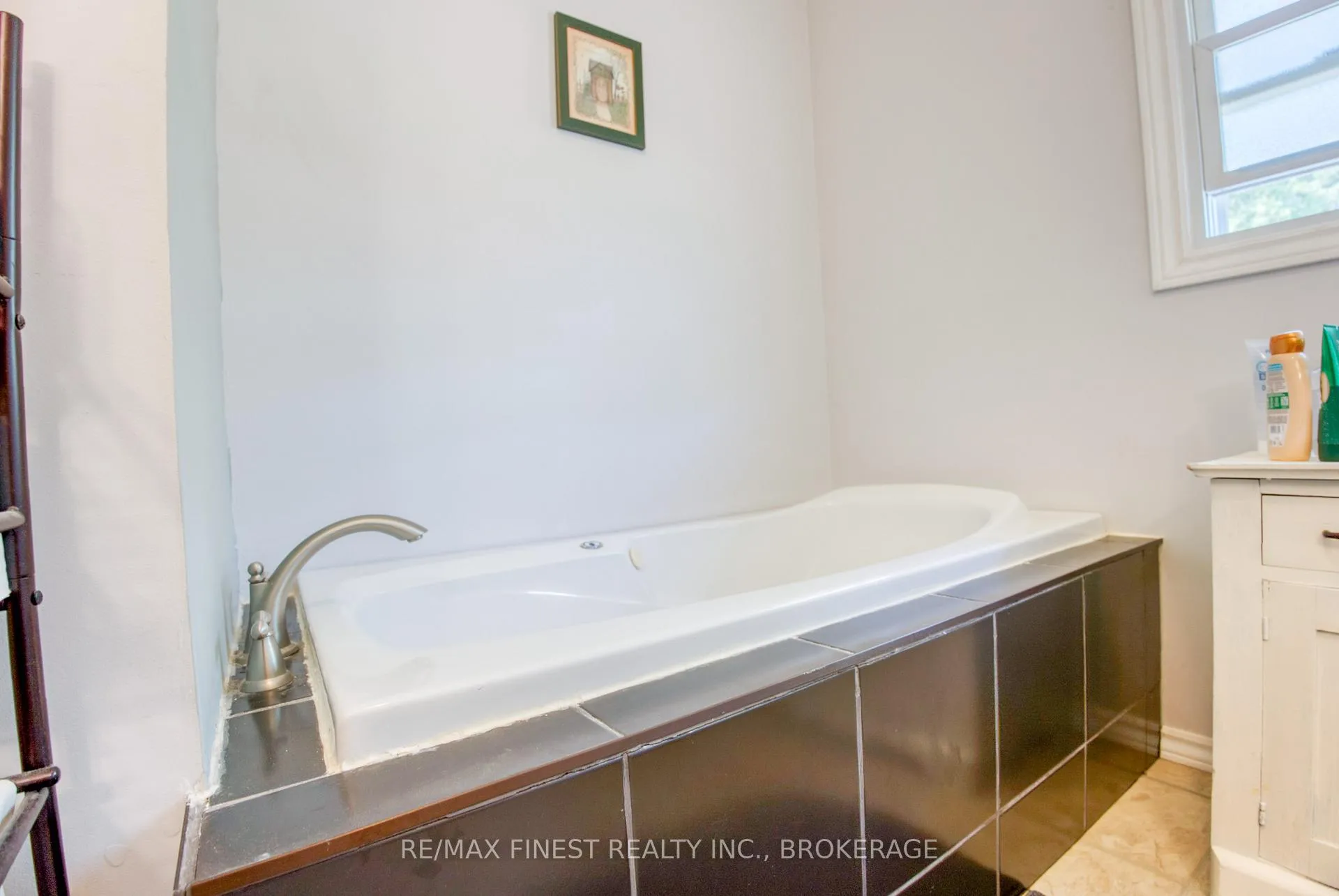 Photo 26 of 1286 Brock Road, Frontenac, Frontenac Centre — HOMEH