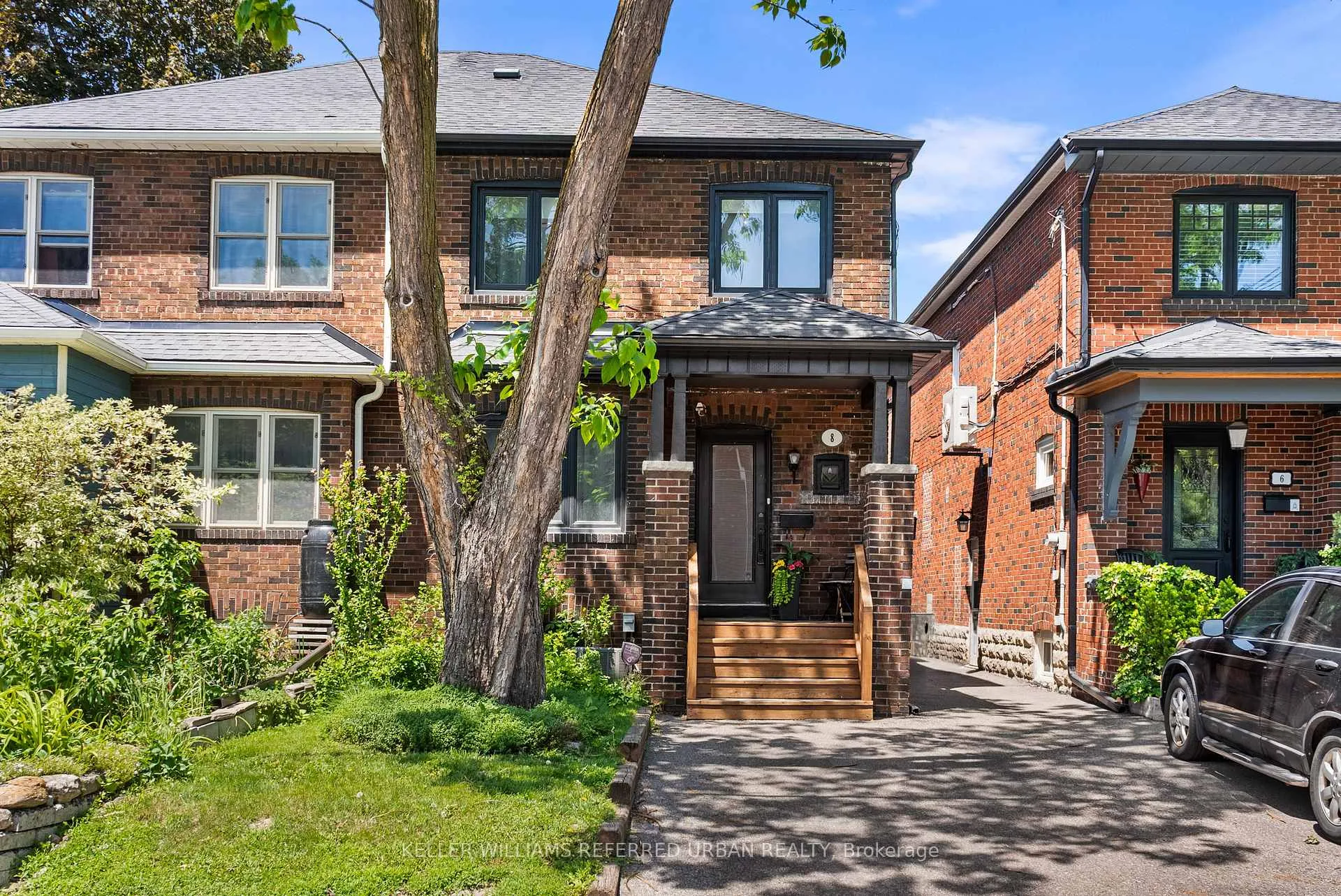 Front of 8 Cloverlawn Avenue