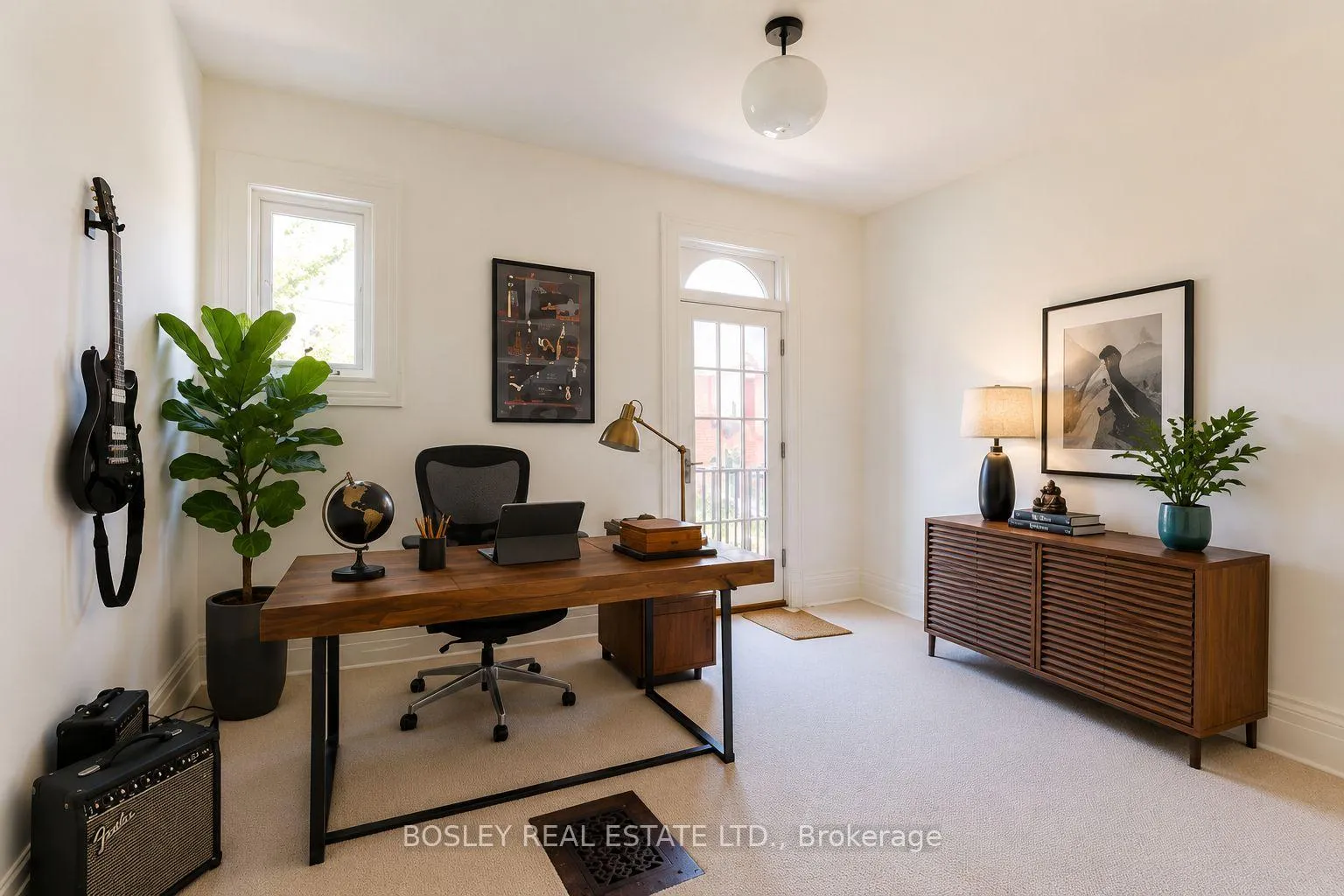 Photo 10 of Unit Upper, 12 Meredith Crescent, Toronto, Rosedale-Moore Park — HOMEH