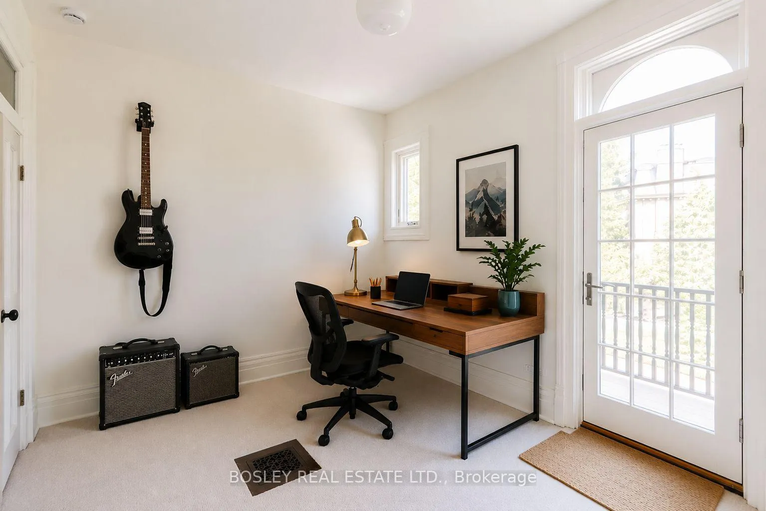 Photo 11 of Unit Upper, 12 Meredith Crescent, Toronto, Rosedale-Moore Park — HOMEH