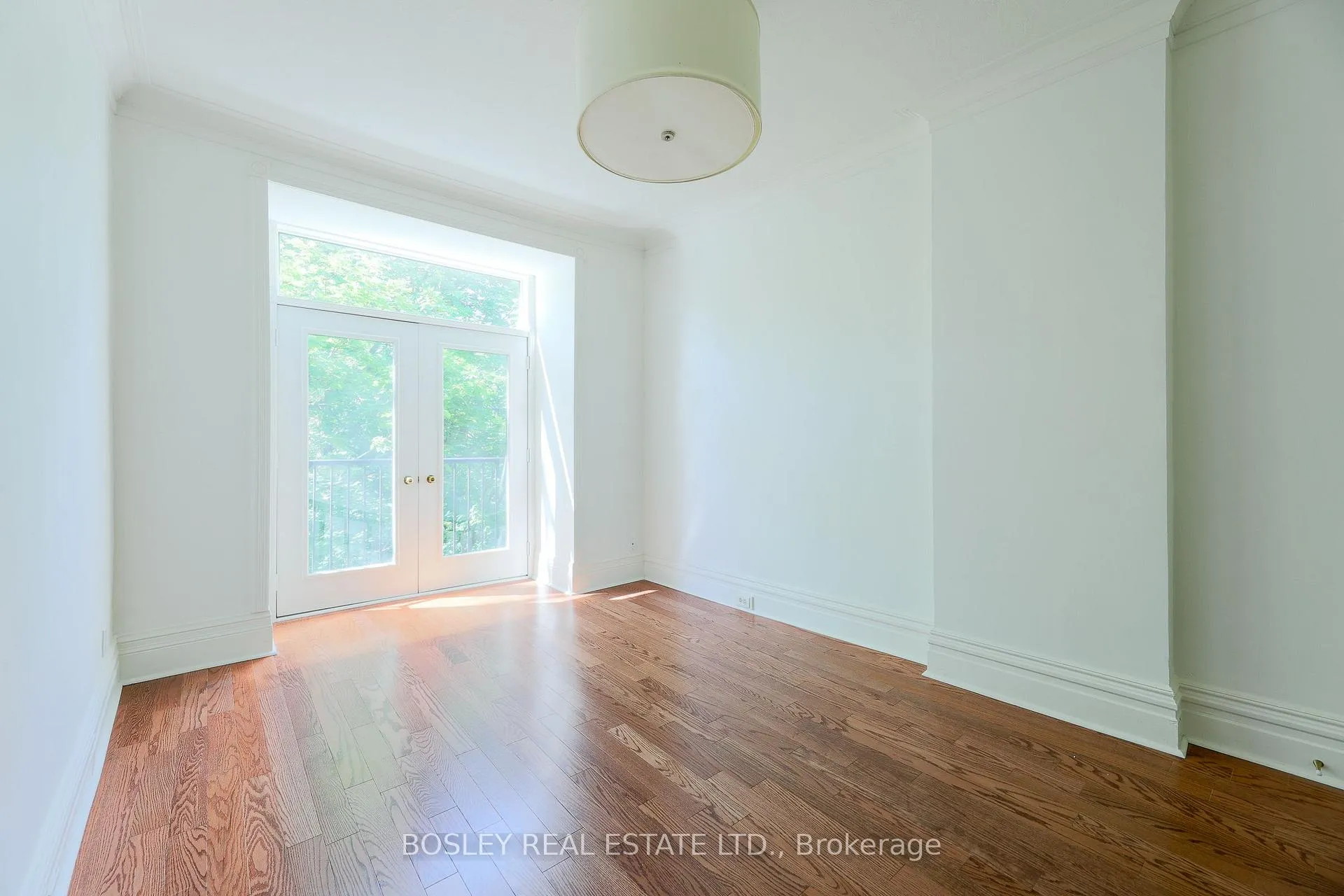 Photo 26 of Unit Upper, 12 Meredith Crescent, Toronto, Rosedale-Moore Park — HOMEH